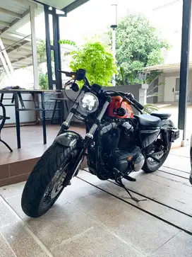 HARLEY DAVIDSON SPORTSTER 48 2015 ORANGE GLITTER SIAP BLAR
