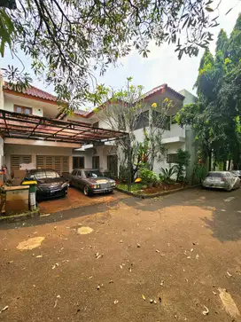 Rumah Lebak Bulus Dijual. Dekat RSUP Fatmawati, Dalam Cluster. NEGO