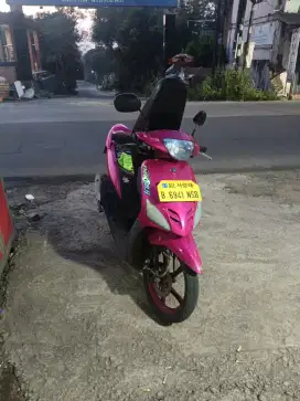 Mio sporty 5TL warna merah maroon