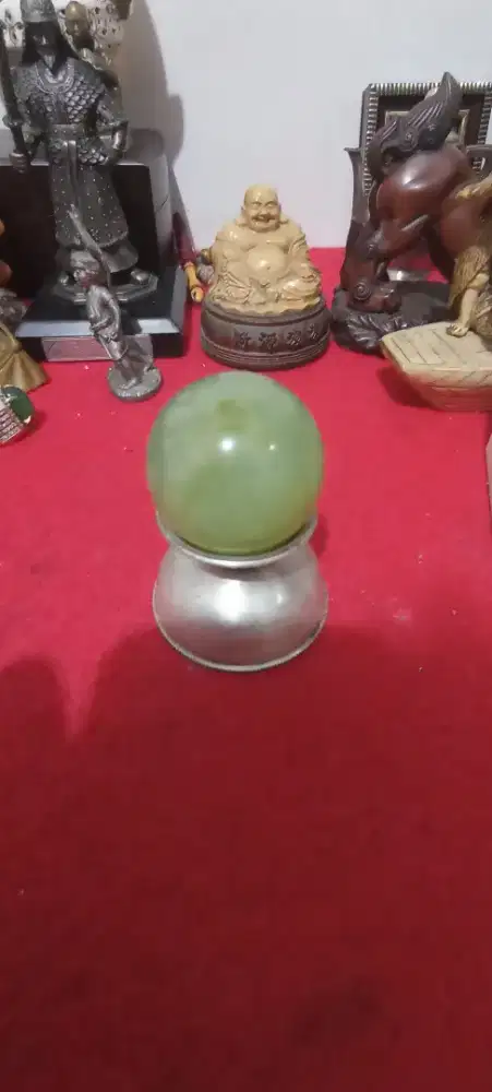 Pajangan bola giok jadul