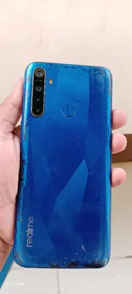 Realme 5.   3/64.  Bcdoer ja kurang mlus.
