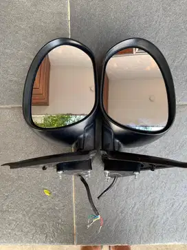 Sepasang Spion Juke Pre-facelift (2011-2014)