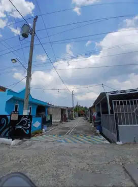 DISEWAKAN RUMAH DI CAMPUREJO MIJEN  SEMARANG
