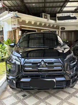 Xpander Cross 2023 All Black