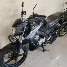 Vixion advance 2016 hitam Gbm bisa tunai atau kredit