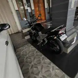 Scorpio Z Warna hitam tahun 2012  ( Scorpio Robot ) Plat S