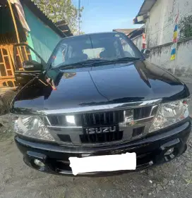 Isuzu Panther LS 2.5 Turbo