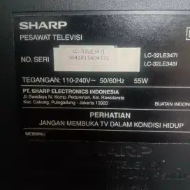 Sharp Aquos 32 analog LED tv