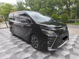 Toyota Voxy Automatic Tahun 2018