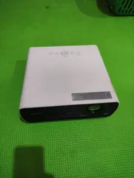 Projector Sony VPL EX100