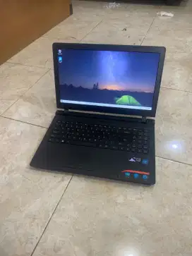 Laptop lenovo sdh ssd ram 4 layar 15,6 inc bergaransi