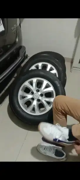 Velg dan ban second