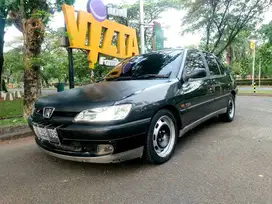 Peugeot 306 Tahun 1999 Pajak 2023 Rp 18.9 Juta