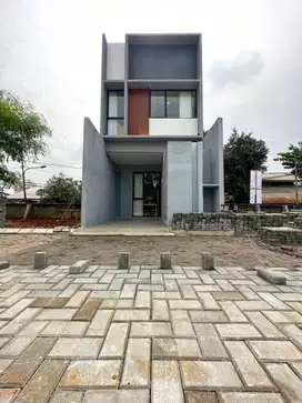 Cluster rumah 2 lantai Ekslusif pinggir jalan Cipinang Jakarta Timur
