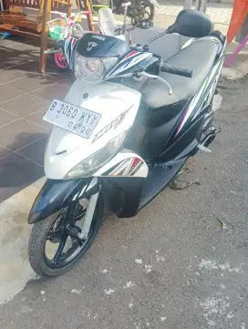Motor Mio J 2013
