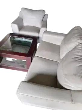 Sofa kulit informa 2 dan 1 seater