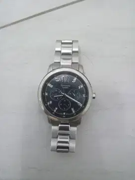 Dijual jam tangan casio SHE -3802