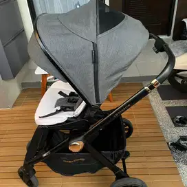 Stroller bayi Babydoes Crossbow Reversible Seat