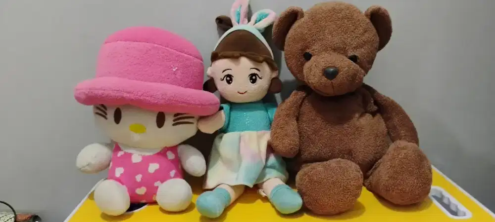 Hello Kitty Teddy bear