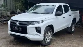 Triton Facelift 2021 pemakaian 2022 mesin sehat