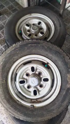 Velg kaleng R12 ex Carry box
