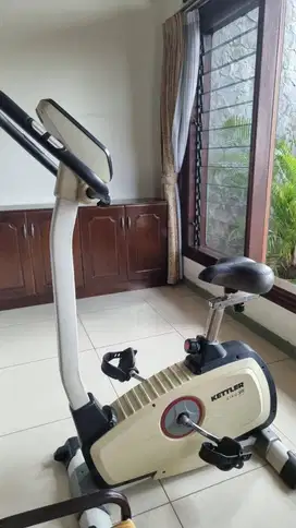Alat Fitnes Sepeda Statis Merk Kettler Giro P