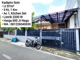 Jual Rumah Area Kadipiro Solo, dekat SMA 5, SMA 6, Rel Joglo