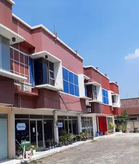 Disewakan Ruko Gandeng Murah siap pakai di Jagakarsa Jakarta Selatan