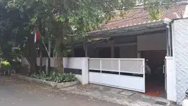 Rumah siap huni jl Gandaria Kebayoran Baru