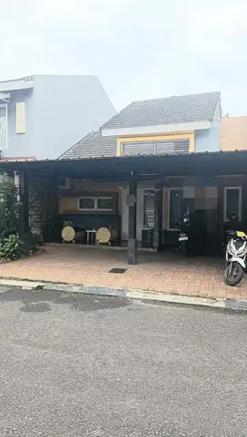 Dijual Rumah Bagus di Perum. Green Park. Dekat Tol Jatiwarna. Bekasi