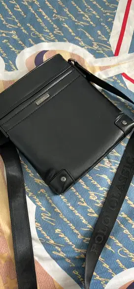 Tas Polo Slempang Hitam (Asli)