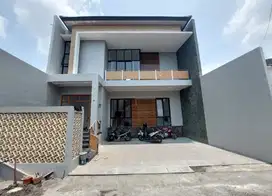 Rumah Cantik Di Ngaglik, Dekat Kampus Uii Di Sleman