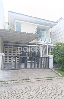 rumah Pakuwon City dekat ITS Galaxy Mall