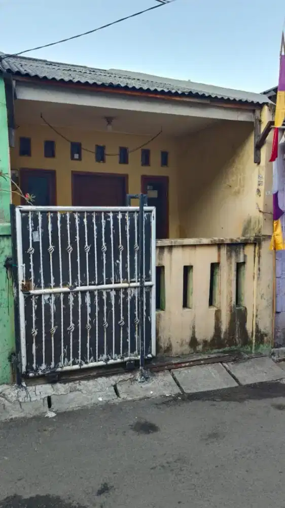 Kontrakan 3 ruang gombolpaya