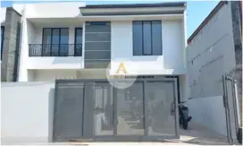Turun Harga Rumah  Minimalis di Setiabudi Regency Harga Nego