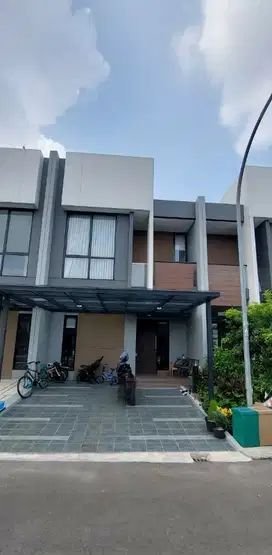Dijual rumah Summarecon di Cluster Magenta Bekasi