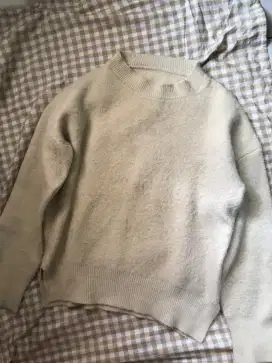 Sweater rajut wanita