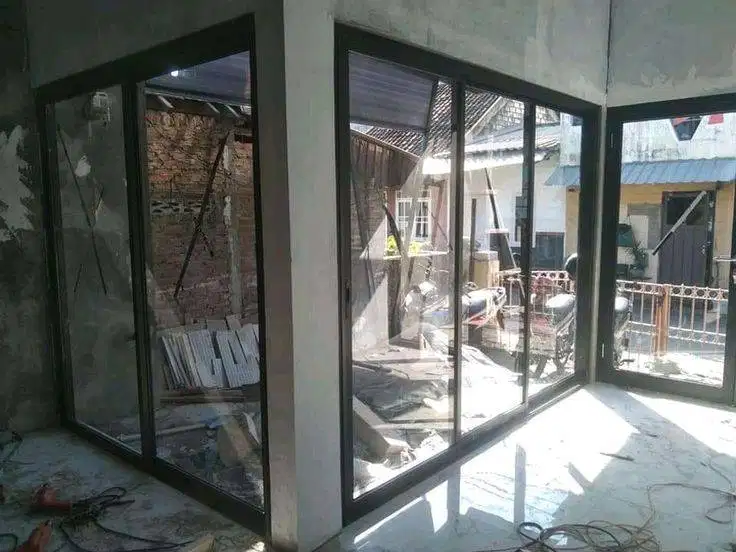1 daun pintu aluminium