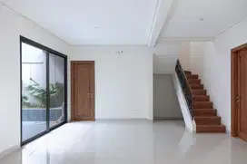 DIJUAL RUMAH BARU DI CLUSTER LEGENDA WISATA, SIAP HUNI