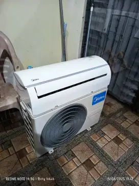 Ac Midea 1/2pk mulus siap pasang