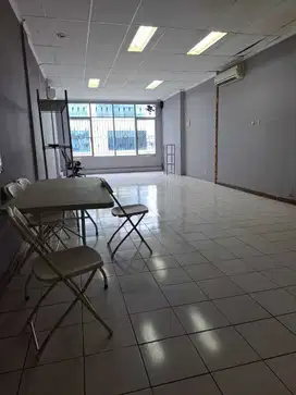Ruko Gading Bukit Indah Gading Kirana Kelapa Gading posisi ramai