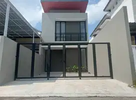 Rumah 2 Lantai,Dekat Stadion Maguwoharjo,Kalasan Sleman