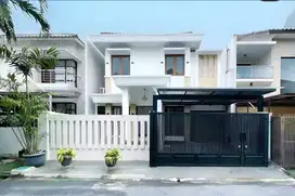 Rumah 2 Lantai di Pondok Hijau, Pondok Indah Jakarta Selatan