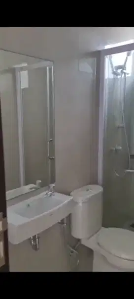 Di jual rumah pik2
