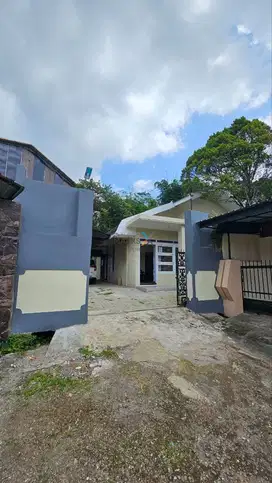 Dijual Rumah Furnished Siap Huni di Perumahan Flamboyan, Batu Malang