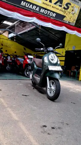 HONDA SCOOPY PRESTIGE 2024