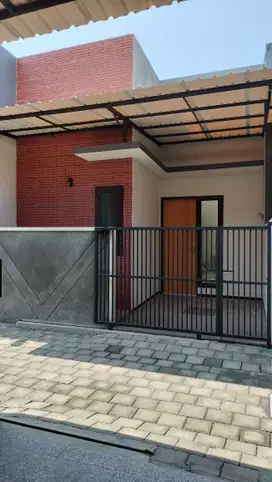 Dijual Rumah Modern 1 Lantai New Gress Di Libra Kalijudan Surabaya