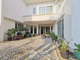 RUMAH MEWAH MAINROAD PLUIT RAYA