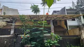 Rumah hitung tanah lokasi strategis di komplek muara
