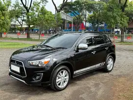 Outlander PX 2.0 AT 2018, pemakaian oktober 2019 Warna Hitam